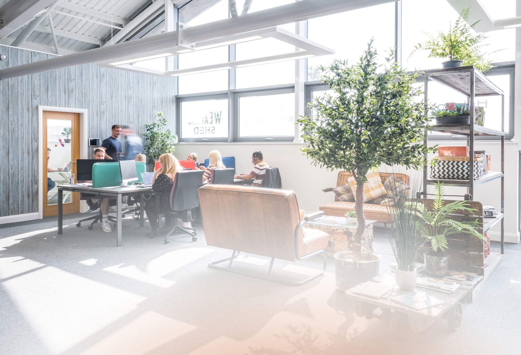 SL_AvidlyUK_OfficeShoot_008_SL_Avidly_Office_May23_SLV_0379_May23