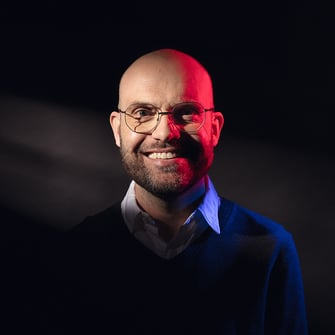 Build or Buy - Selber machen oder outsourcen? Inhouse-Marketing vs. Beauftragung einer Agentur