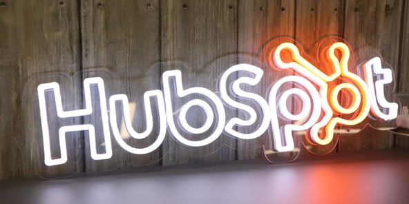 Is it worth paying for a HubSpot custom form?
