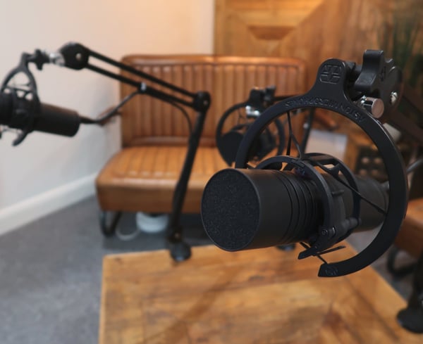 digital 22 XLR microphone for business podcast