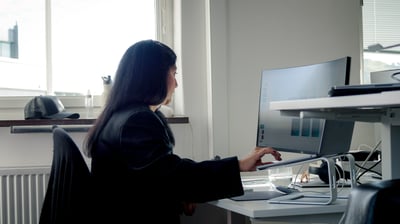 HubSpot CRM vs Monday.com: Operations Guide for SMEs