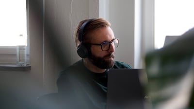 HubSpot vs. Salesforce kostnadsmässigt: Hur mycket kostar Hubspot respektive Salesforce för ett medelstort företag? 