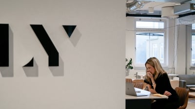 Vad kostar det att implementera ett CRM och vad kommer man betala utöver licensen?